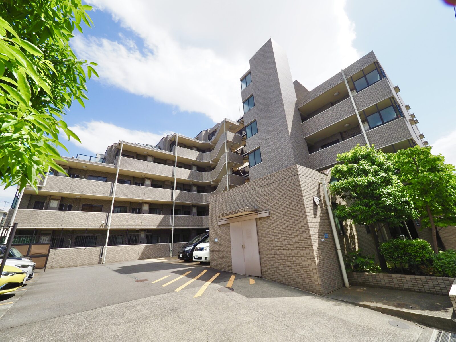 ライオンズヴィアーレ成増 外観・共用部