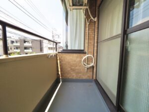 ライオンズマンション西が丘203号室