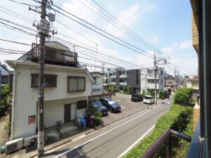 ライオンズマンション西が丘203号室