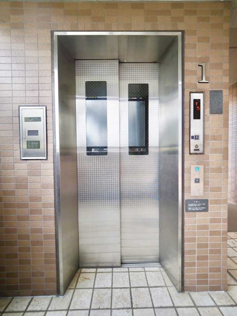 ライオンズモリス小竹向原 共用部分